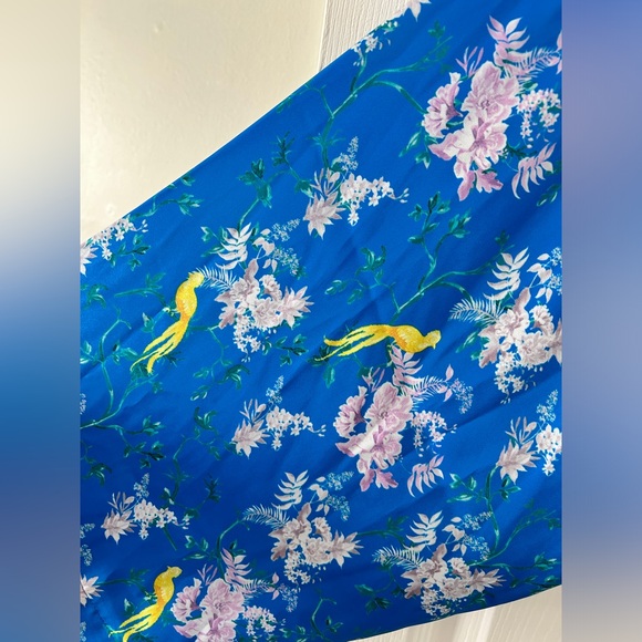 BNWT UGG Lolla Silk Dressing Gown - Picture 4 of 6